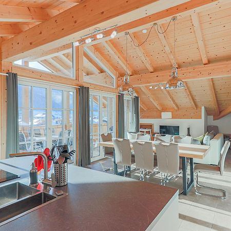 Luxury Penthouse With Balcony Ski Storage Carport Lift Apartment Brixen im Thale Luaran gambar