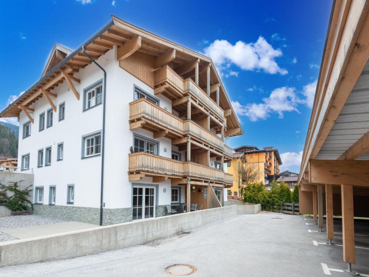 Luxury Penthouse With Balcony Ski Storage Carport Lift Apartment Brixen im Thale Luaran gambar