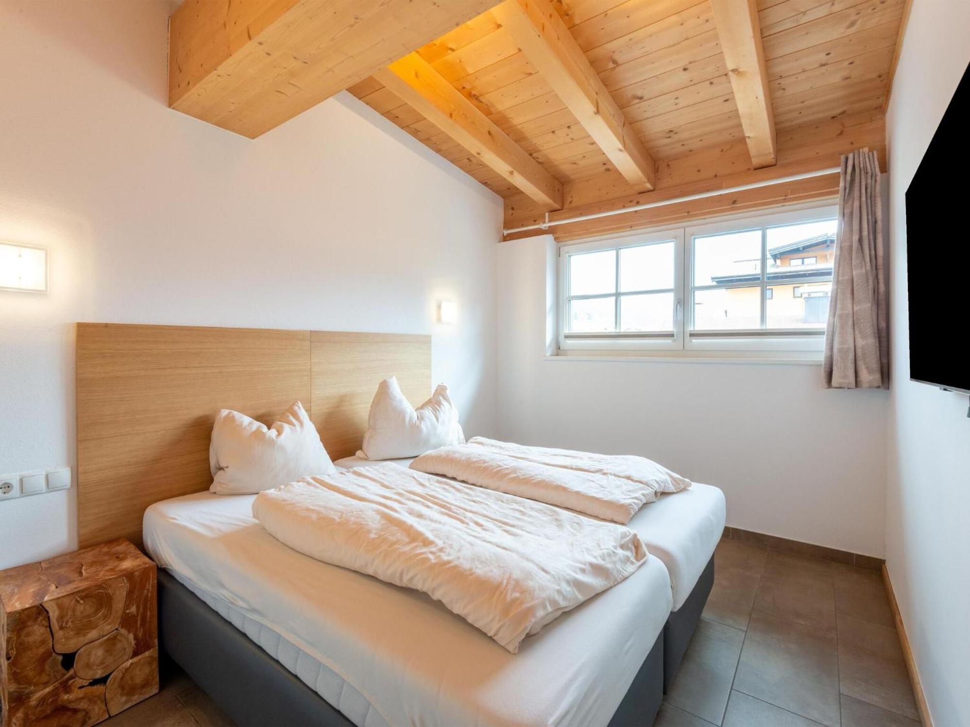 Luxury Penthouse With Balcony Ski Storage Carport Lift Apartment Brixen im Thale Luaran gambar